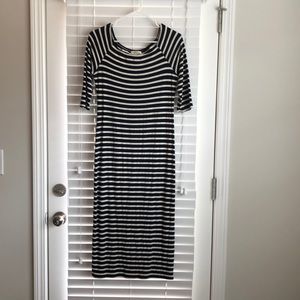 Monteau midi dress, size L